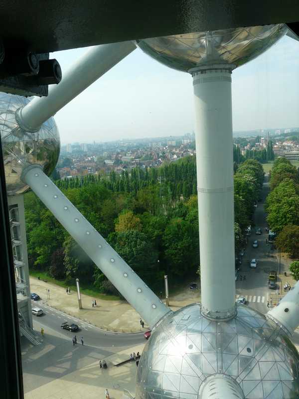 Atomium Bruxelles panorama et sphères
